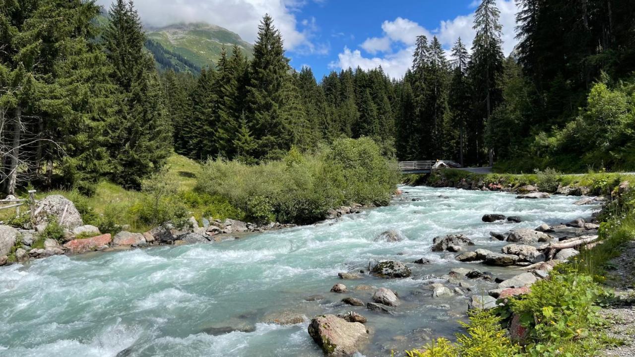 Ferienwohnung Mit Idyllischer Aussicht Klosters Luaran gambar