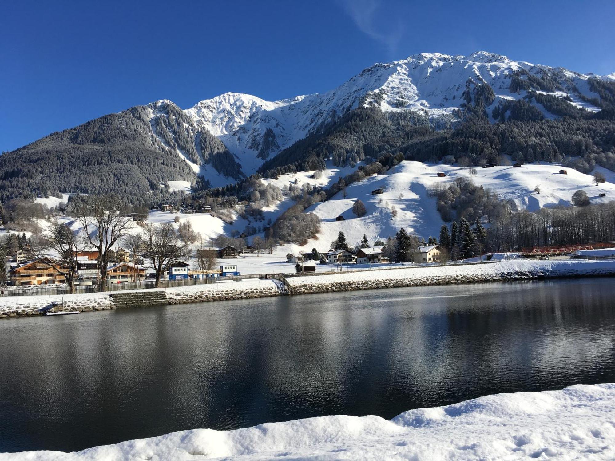 Ferienwohnung Mit Idyllischer Aussicht Klosters Luaran gambar